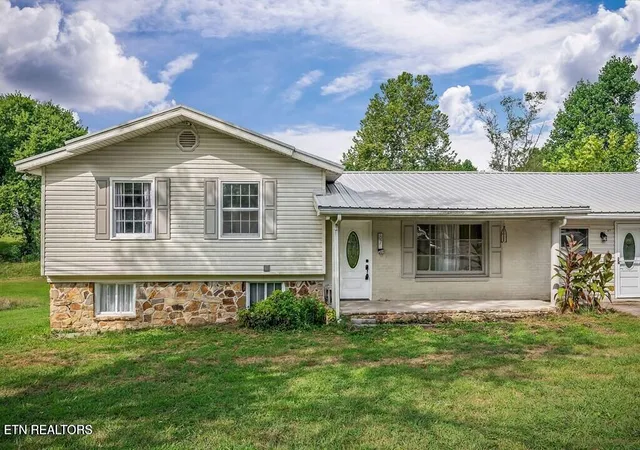 Photo 3 of Single family home for sale at 87 Camp Overton Rd, Rock Island, TN 38581 | MLS# 1351224 | Listing updated on 2026-08-09