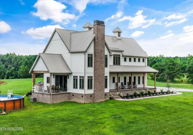 4th image of 240 John Nitzscheke Rd, Sunbright, TN 37872 | MLS# 1351322