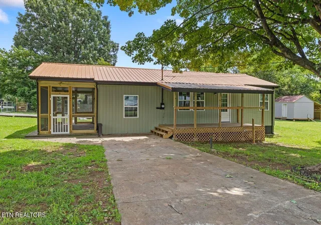 2nd image of 302 Kale Ave, Englewood, TN 37329 | MLS# 1351243
