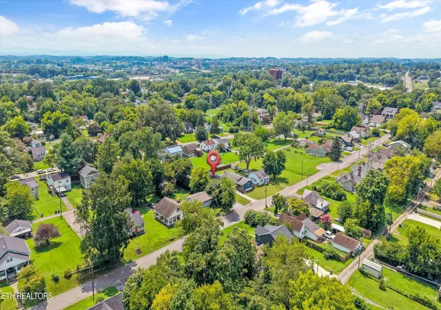36th image of 2024 Lawson Ave, Knoxville, TN 37917 | MLS# 1351385