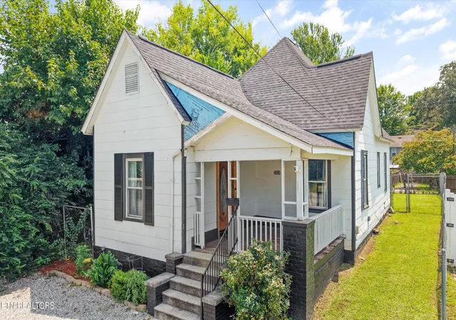 3rd image of 2024 Lawson Ave, Knoxville, TN 37917 | MLS# 1351385