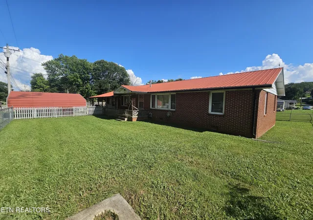 3rd image of 299 Mountain St, Doyle, TN 38559 | MLS# 1351287