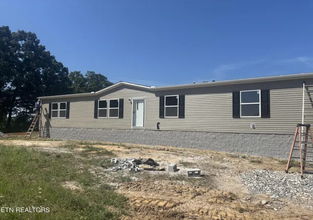 1st image of 1393 Daysville Rd, Rockwood, TN 37854 | MLS# 1351333