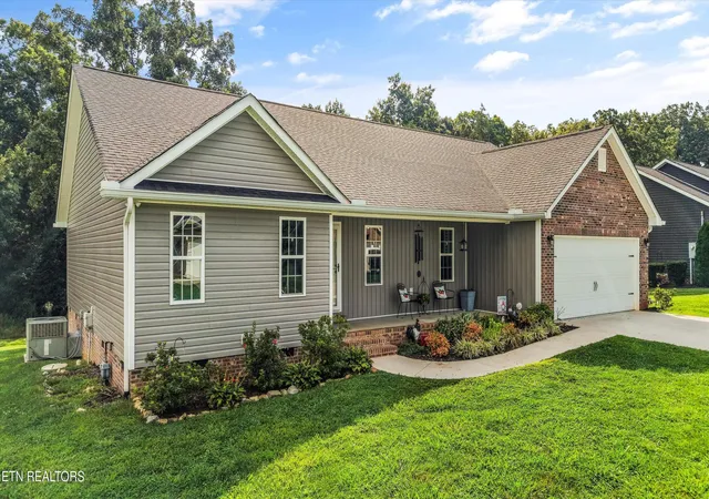 Photo 3 of Sale Pending at 101 County Rd 7030, Athens, TN 37303 | MLS# 1351266 | Listing updated on 2026-08-12