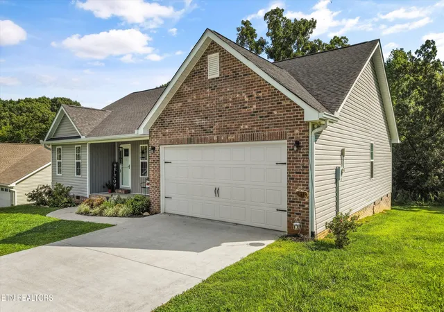 Photo 3 of Sale Pending at 101 County Rd 7030, Athens, TN 37303 | MLS# 1351266 | Listing updated on 2026-08-12