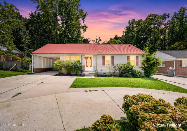 Photo 1 of Single family home for sale at 333 E 16th Street, Cookeville, TN 38501 | MLS# 1351354 | Listing updated on 2026-09-06