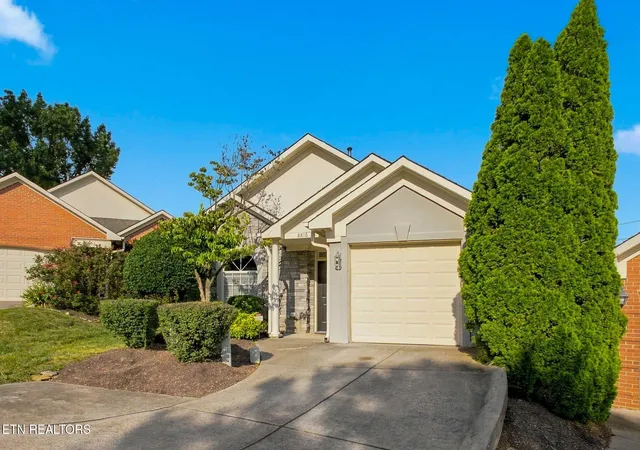 Photo 3 of Single family home for sale at 8816 Lennox View Way #10, Knoxville, TN 37923 | MLS# 1351297 | Listing updated on 2026-08-10