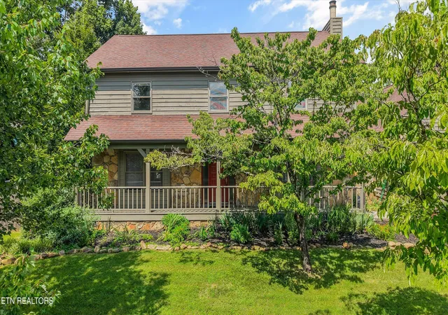 2nd image of 604 Laurel Valley Rd, Farragut, TN 37934 | MLS# 1351467