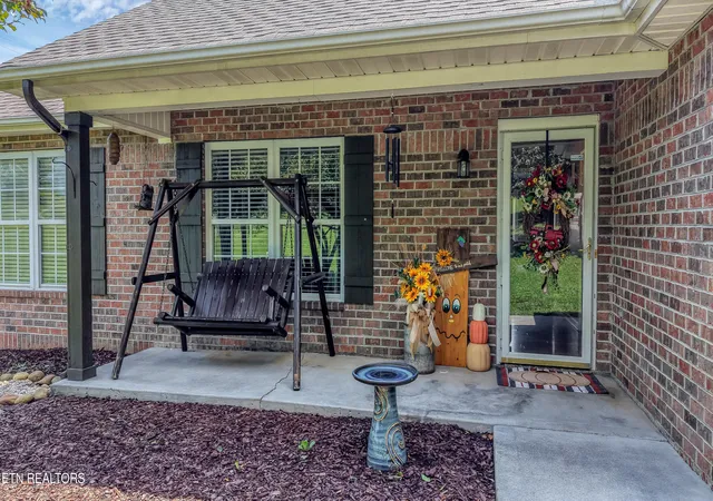 Photo 4 of Sale Pending at 6630 Howard School Rd, Maryville, TN 37801 | MLS# 1351356 | Listing updated on 2026-09-23