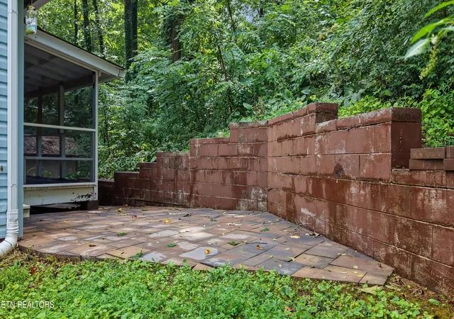4th image of 710 Greenwood Dr, Maryville, TN 37803 | MLS# 1351848