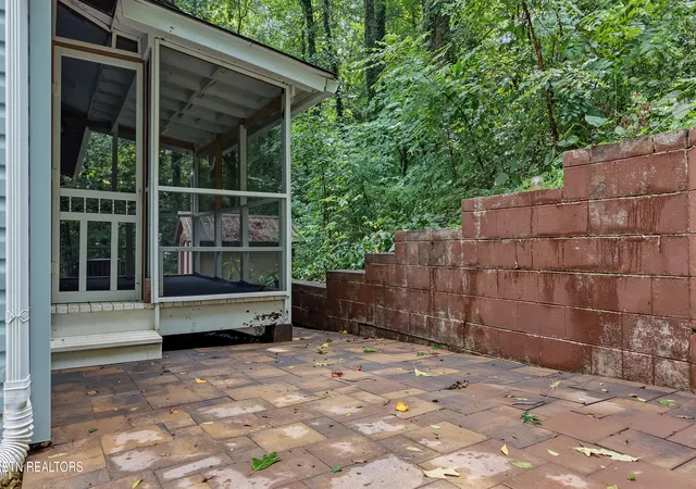 5th image of 710 Greenwood Dr, Maryville, TN 37803 | MLS# 1351848