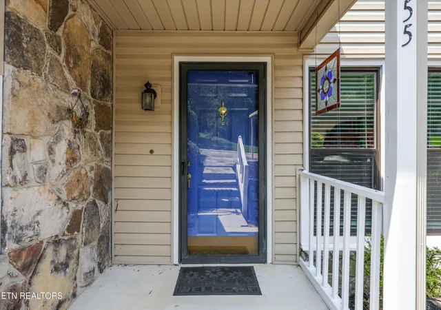 3rd image of 155 Hendrix Dr, Oak Ridge, TN 37830 | MLS# 1351604