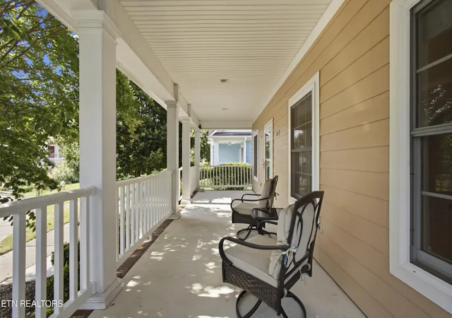 2nd image of 147 Liberty Ct, Oak Ridge, TN 37830 | MLS# 1351490