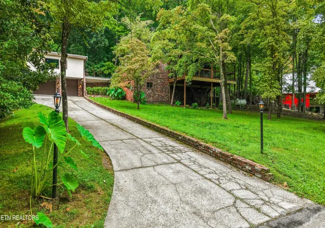 2nd image of 211 Club House Dr, Andersonville, TN 37705 | MLS# 1351851