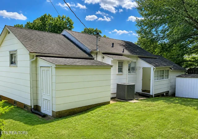 2nd image of 227 Doughty Dr, Knoxville, TN 37918 | MLS# 1351362