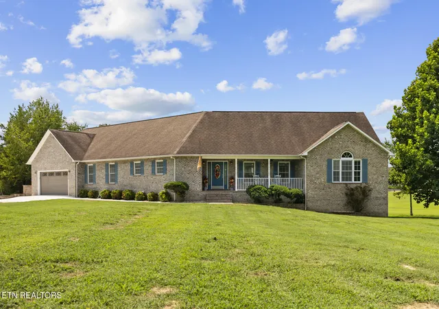 1st image of 220 Sherman Cir, Kingston, TN 37763 | MLS# 1351423