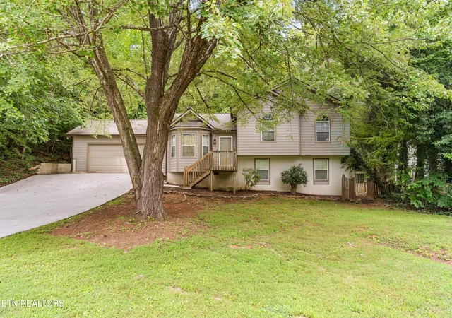 Photo 1 of Single family home for sale at 7317 Vahid Rd, Knoxville, TN 37920 | MLS# 1351392 | Listing updated on 2026-09-10