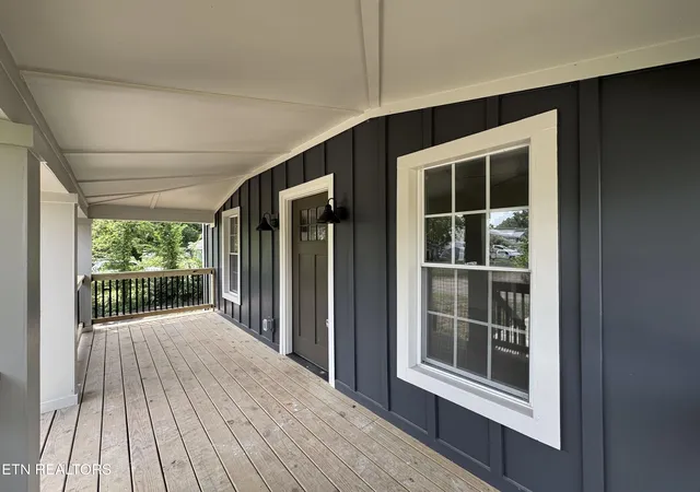 Photo 3 of Single family home for sale at 1715 Minnis Ave, Knoxville, TN 37920 | MLS# 1351457 | Listing updated on 2026-09-09