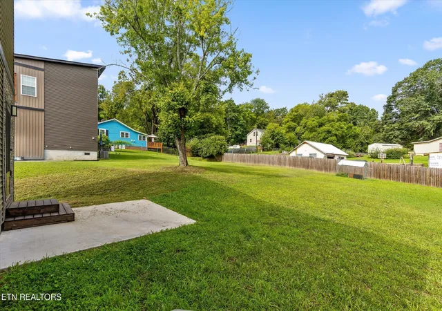 Photo 31 of Single family home for sale at 3915 Meadow Ln, Chattanooga, TN 37406 | MLS# 1351897 | Listing updated on 2026-08-14