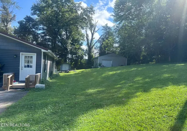 8th image of 501 Back Valley Rd, Speedwell, TN 37870 | MLS# 1351400