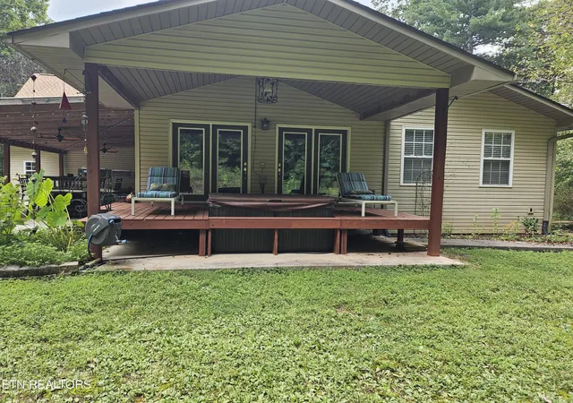 Photo 3 of Sale Pending at 2346 Jericho Rd, Maryville, TN 37803 | MLS# 1351407 | Listing updated on 2026-09-19