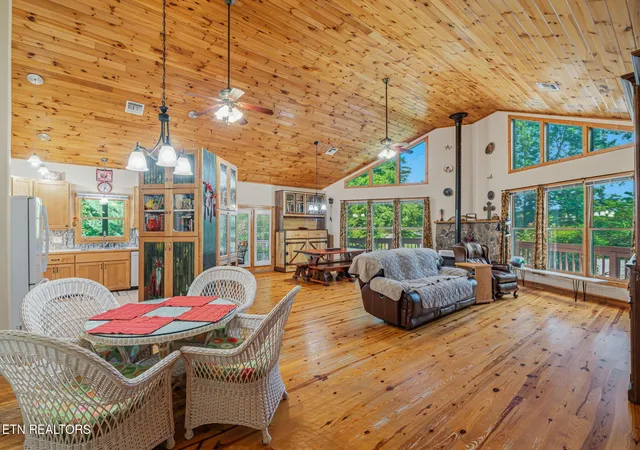 3rd image of 414 Shaddon Rd, Tellico Plains, TN 37385 | MLS# 1352002