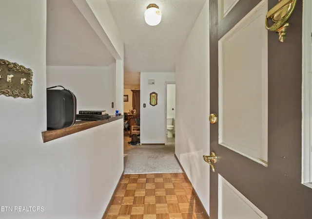 Photo 3 of Sale Pending at 7853 Cedarcrest Rd, Knoxville, TN 37938 | MLS# 1351837 | Listing updated on 2026-08-19
