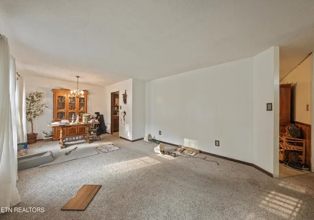 Photo 3 of Sale Pending at 7853 Cedarcrest Rd, Knoxville, TN 37938 | MLS# 1351837 | Listing updated on 2026-08-19