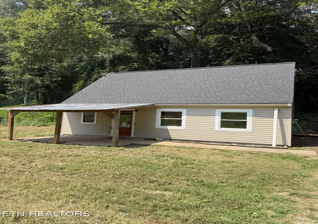 2nd image of 125 Meadowlark Ln, Harriman, TN 37748 | MLS# 1351450