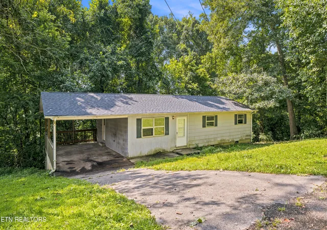 2nd image of 119 Kirby Ln, Rockwood, TN 37854 | MLS# 1351768