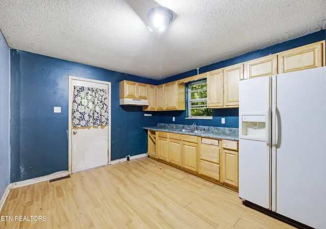 4th image of 119 Kirby Ln, Rockwood, TN 37854 | MLS# 1351768