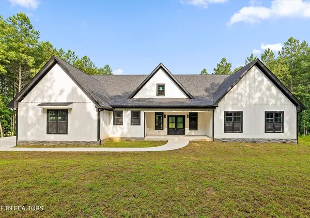 1st image of 270 Sevier St, Jasper, TN 37347 | MLS# 1351546