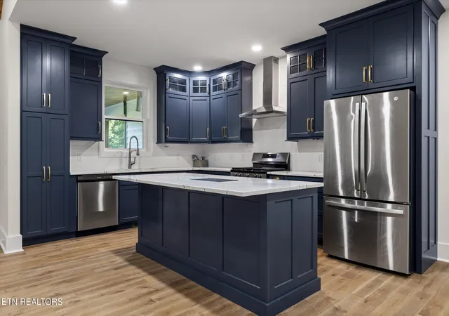 Photo 3 of Single family home for sale at 270 Sevier St, Jasper, TN 37347 | MLS# 1351546 | Listing updated on 2026-08-12
