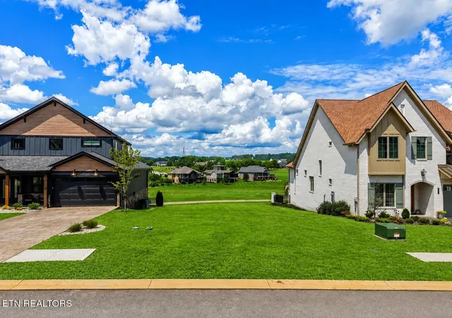 3rd image of 387 Black Bear Cir, Loudon, TN 37774 | MLS# 1351421
