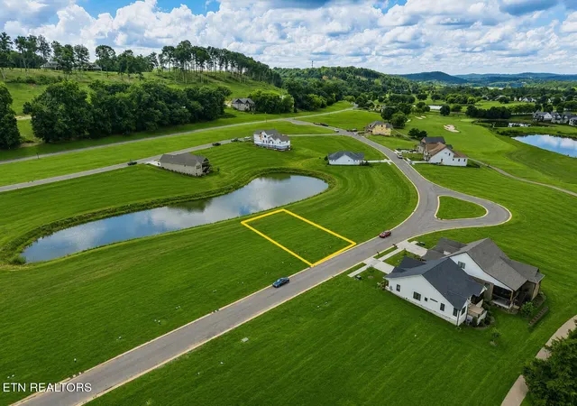 1st image of 652 Black Bear Cir, Loudon, TN 37774 | MLS# 1351427