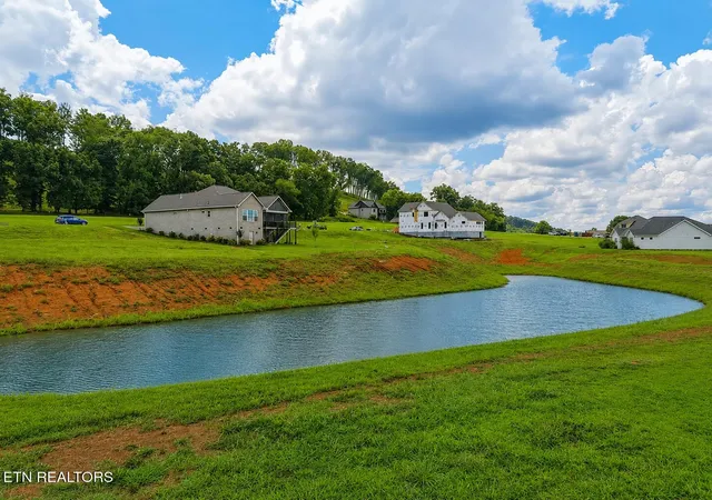 image of 652 Black Bear Cir, Loudon, TN 37774 | MLS# 1351427