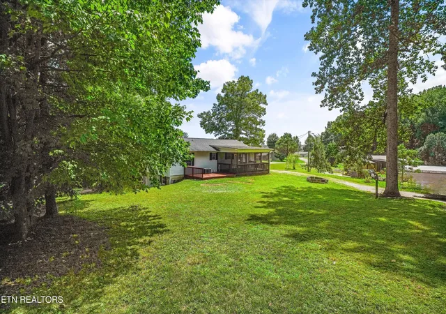 42nd image of 175 Henderson Ln, Jacksboro, TN 37757 | MLS# 1351740