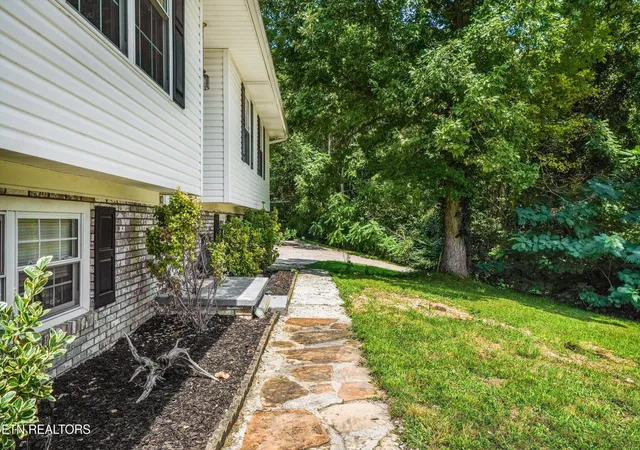 Photo 4 of Single family home for sale at 175 Henderson Ln, Jacksboro, TN 37757 | MLS# 1351740 | Listing updated on 2026-09-10