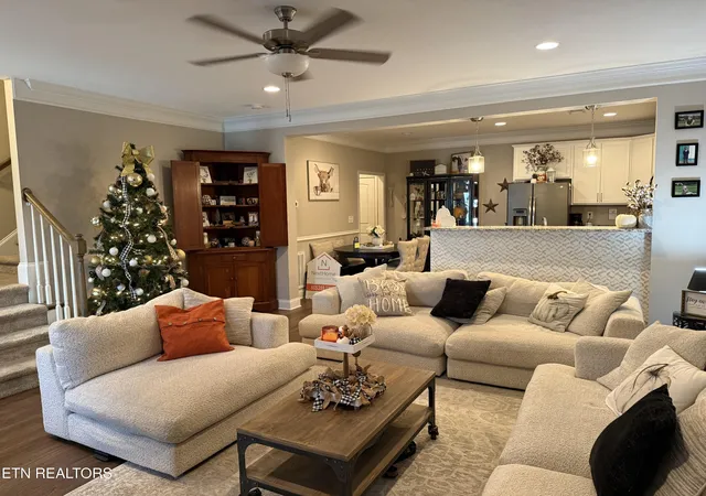 Photo 4 of Sale Pending at 314 Broadberry Ave, Oak Ridge, TN 37830 | MLS# 1351439 | Listing updated on 2026-10-06