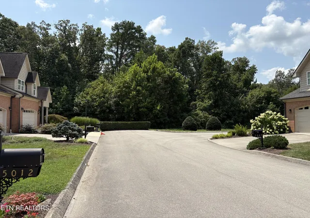 29th image of 5012 Dovewood Wy #24, Knoxville, TN 37918 | MLS# 1351445
