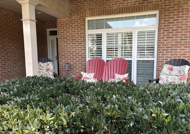 3rd image of 5012 Dovewood Wy, Knoxville, TN 37918