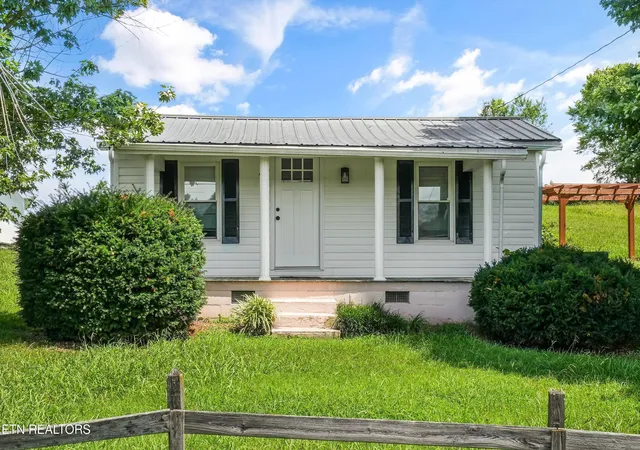 1st image of 121 Green Rd, Philadelphia, TN 37846 | MLS# 1351663