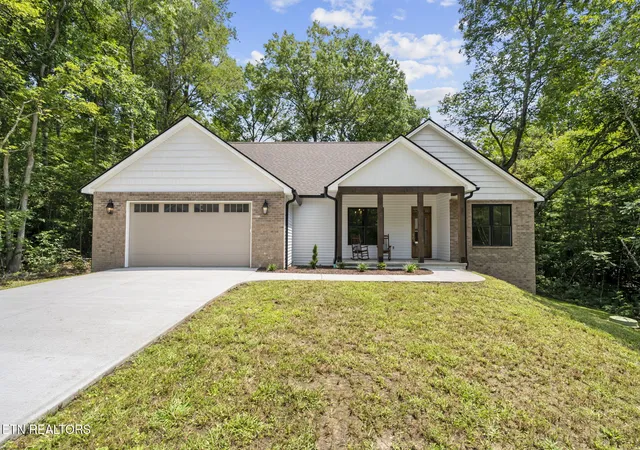 Photo 3 of Single family home for sale at 741 Westchester Dr, Crossville, TN 38558 | MLS# 1351555 | Listing updated on 2026-09-21