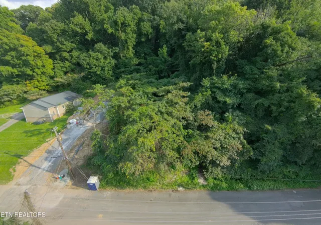 2nd image of 218 Shipman Dr, Knoxville, TN 37918 | MLS# 1351526