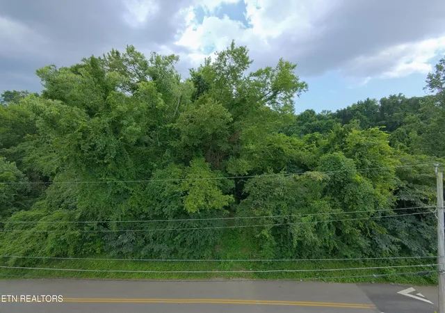 1st image of 4020 Lilac Ave, Knoxville, TN 37914 | MLS# 1351528
