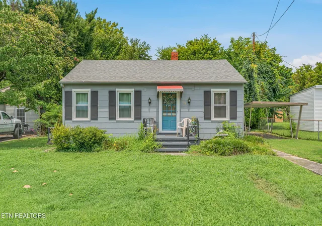 1st image of 121 Love Dr, Harriman, TN 37748 | MLS# 1351486