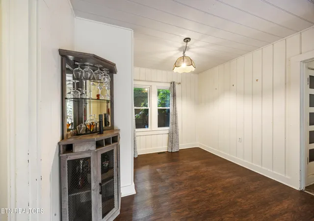 36th image of 325 Elbow Ln, Gatlinburg, TN 37738 | MLS# 1351518