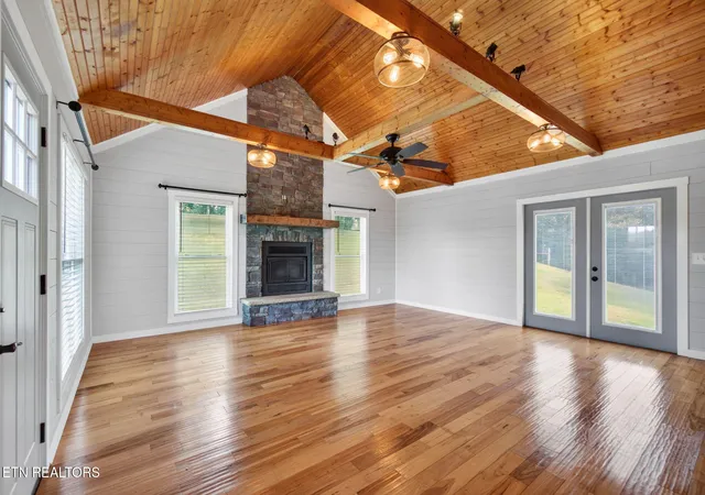 2nd image of 254 Sherwood Forest Rd, Livingston, TN 38570 | MLS# 1351649