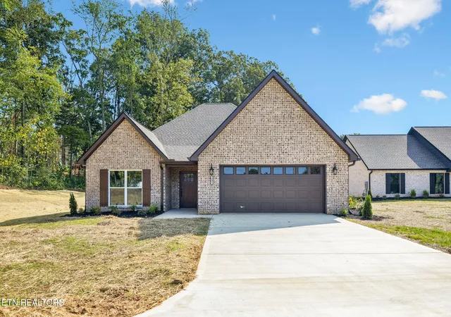 1st image of 802 Johnson Rd, Maryville, TN 37804 | MLS# 1351964