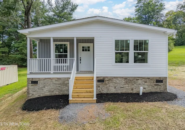 1st image of 1813 Housley Cir, Morristown, TN 37814 | MLS# 1352333